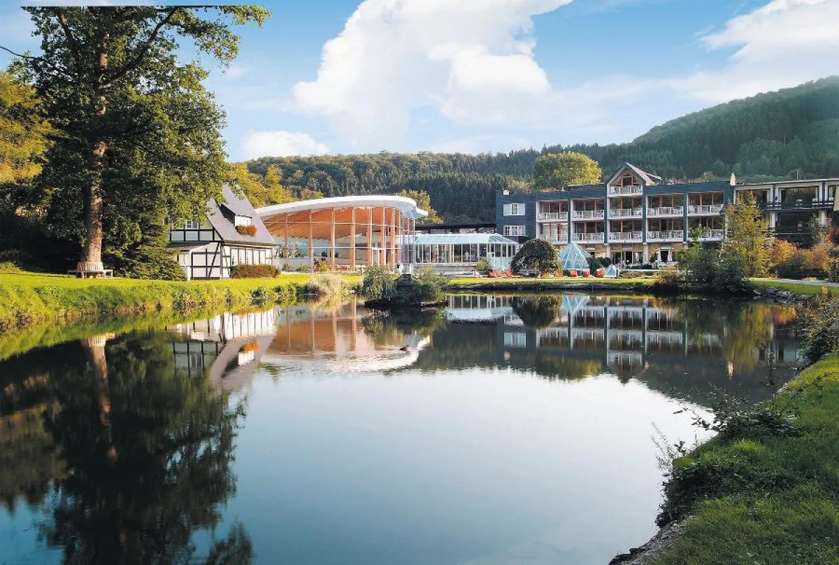 Blick vom See © Romantik- & Wellnesshotel Deimann