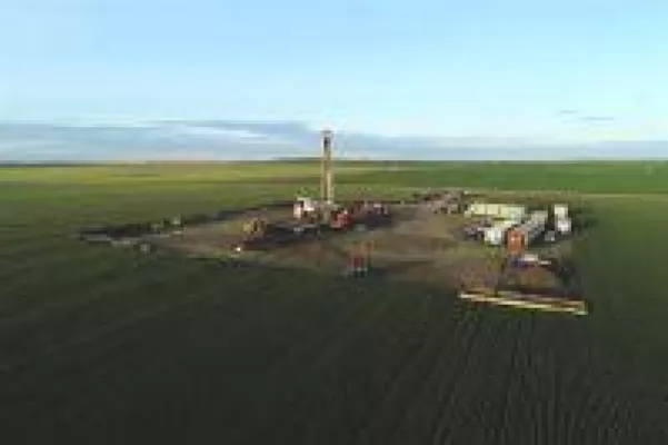 Bild: Saturn Oil & Gas - Öl-Industrie ist kein Ponyhof