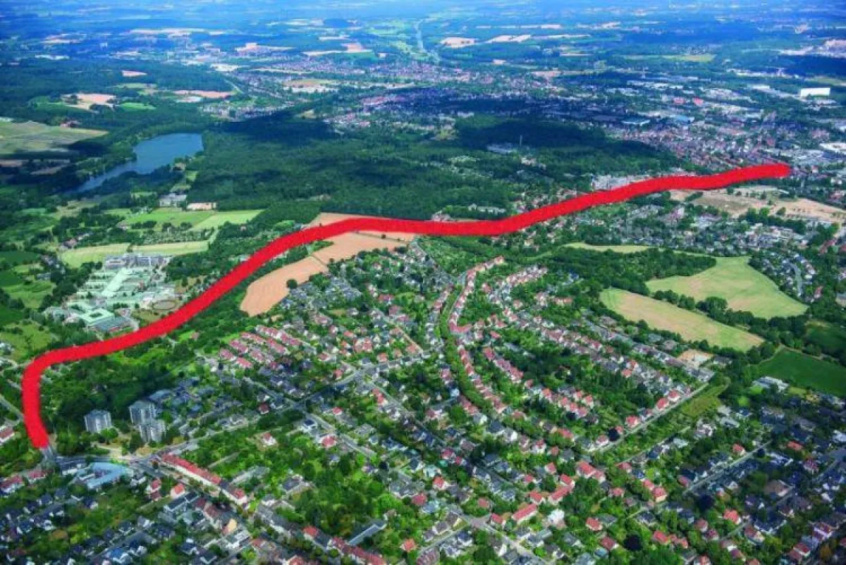 Die neue Straße würde direkt vorbei an den Naherholungsgebieten Heger Holz und Rubbenbruchsee führen