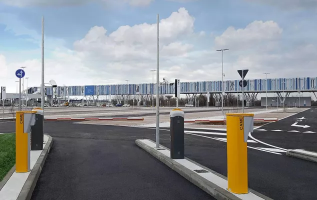 NACH GATWICK UND BARCELONA LANDET DIE CAME TECHNOLOGIE IM INTERMODALEN KNOTENPUNKT - TRIESTE AIRPORT Bild: NACH GATWICK UND BARCELONA LANDET DIE CAME TECHNOLOGIE IM INTERMODALEN KNOTENPUNKT - TRIESTE AIRPORT