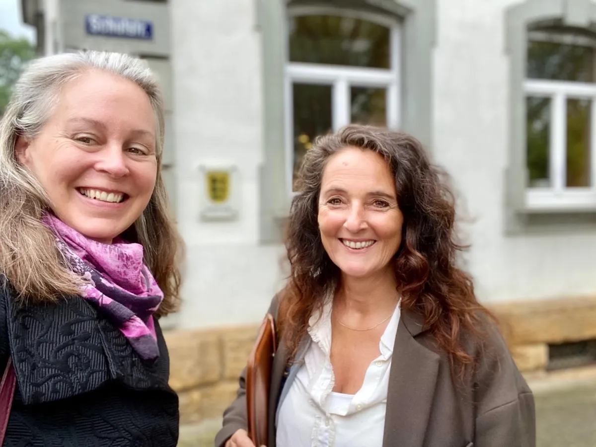 von links: Claudia Schimkowski und Katja Hofmann