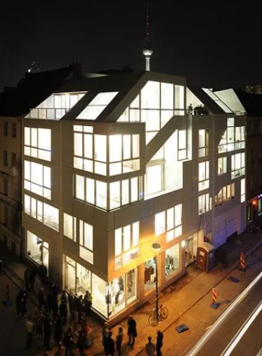 Bild: Vertikale Verknüpfung der Lebensbereiche - Wohnhaus Gormannstraße in Berlin von HSH Architekten