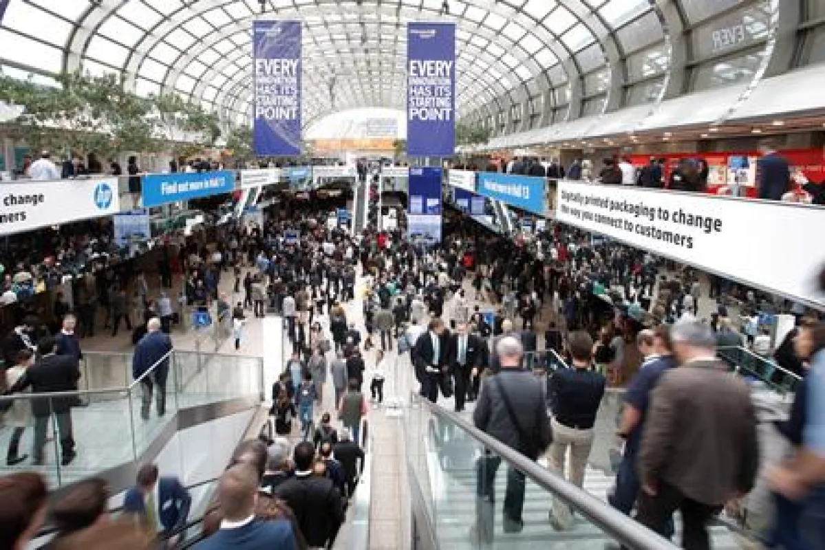 Neuentwicklungen rund ums Thema Verpackung auf dem französischen Pavillon (Messe Düsseldorf/blauter)