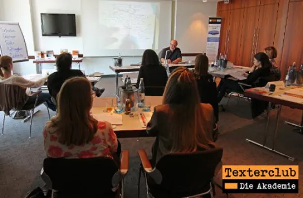 Bild: Der Texterclub auf der CO-REACH 2017: Stefan Gottschling hält Vortrag und Praxisseminar