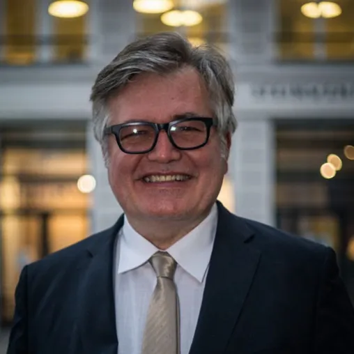 Bild: Eigentum bleibt möglich: Makler Thilo Börner zeigt Wege zum Eigenheim trotz Eigentums-Rekordtief