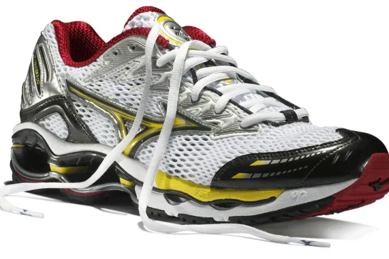 Bild: Mizuno präsentiert die neue “Infinity Wave” Technologie