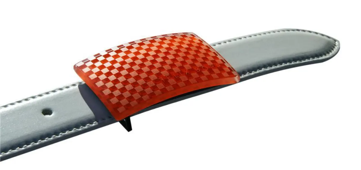 Gürtel aus Glas, orange, Gravur Karo