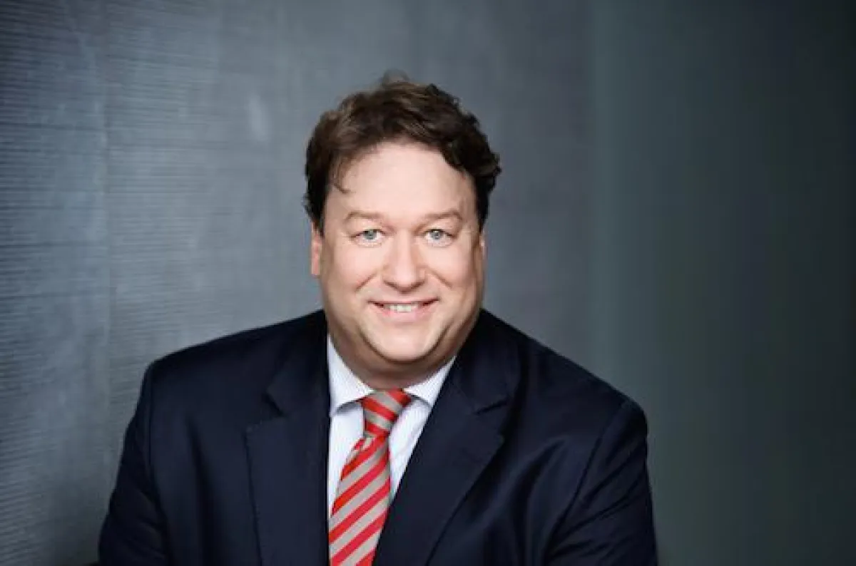 Torsten Hollstein, Geschäftsführer der CR Holding