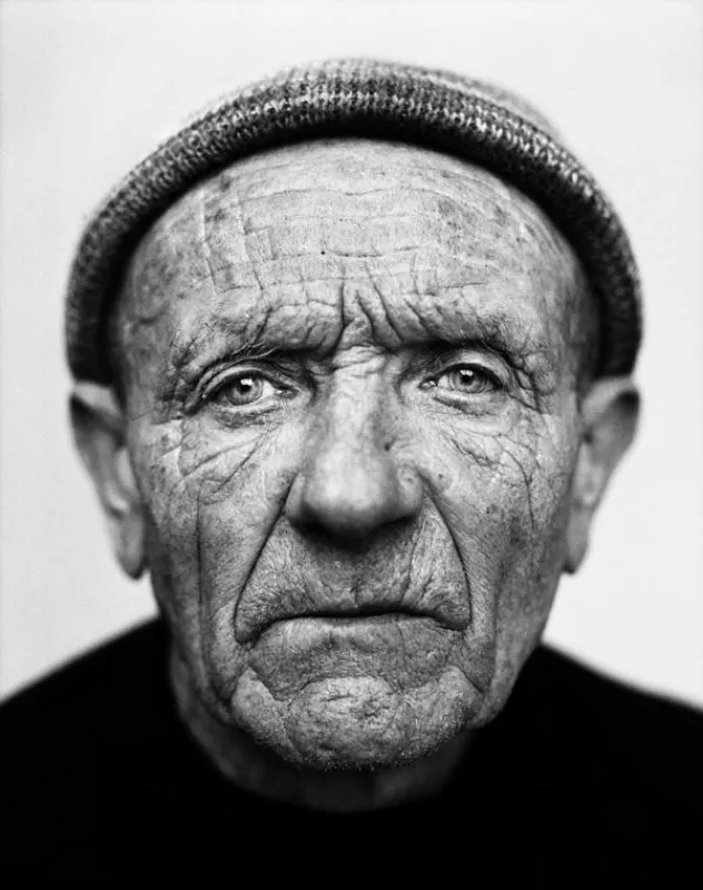 Pontje, fisherman, Nieuport, 2004