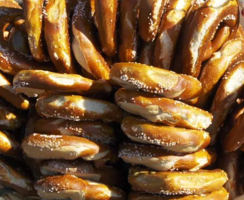 Steuerliche Abzugsfähigkeit von Bewirtungskosten Bild: Steuerliche Abzugsfähigkeit von Bewirtungskosten