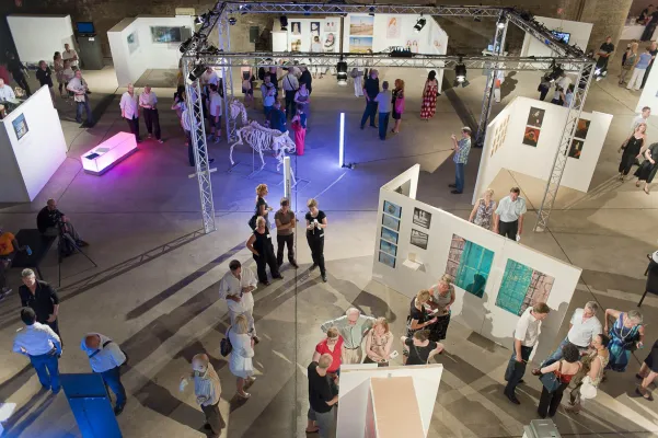 Bild: contemporary art ruhr (C.A.R.) 2019, INNOVATIVE ART FAIR, 25.-27. Oktober, UNESCO-Welterbe Zollverein