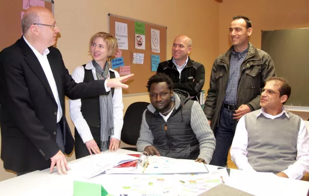 Bild: Ein Vorbild für ganz Bayern: Innovatives Modellprojekt eröffnet Job-Perspektiven für Flüchtlinge
