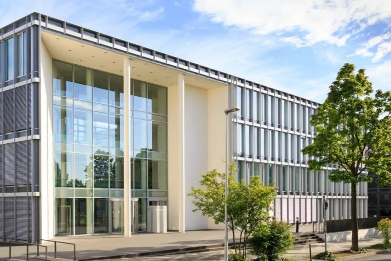 Bild: Business Center nutzt Nähe zur Bundeskunsthalle