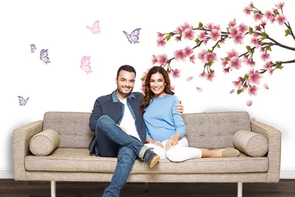 Bild: K&L Wall Art startet Kampagne mit Jana Ina und Giovanni Zarrella