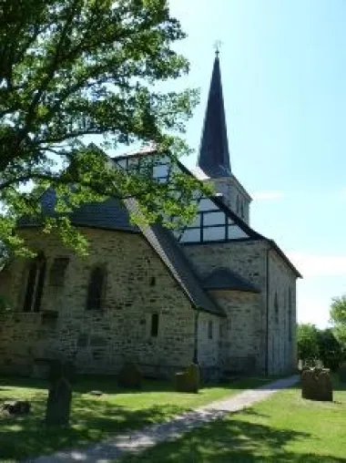 Pfingstpilgern in Bochum zur Dorfkirche Stiepel Bild: Pfingstpilgern in Bochum zur Dorfkirche Stiepel