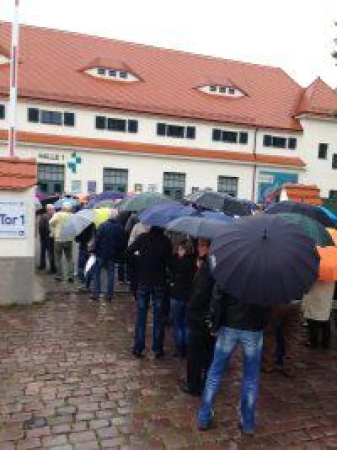 KAP Rechtsanwälte sind bei der 1. FuBus Gläubigerversammlung in Dresden vor Ort