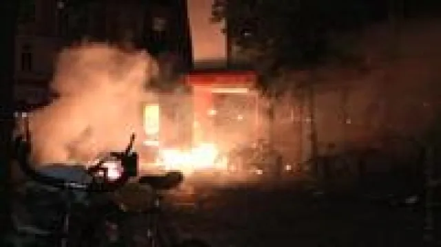 Bild: Anschlag auf Bankfiliale - Augenzeugenvideo dokumentiert brutalste Gewalt