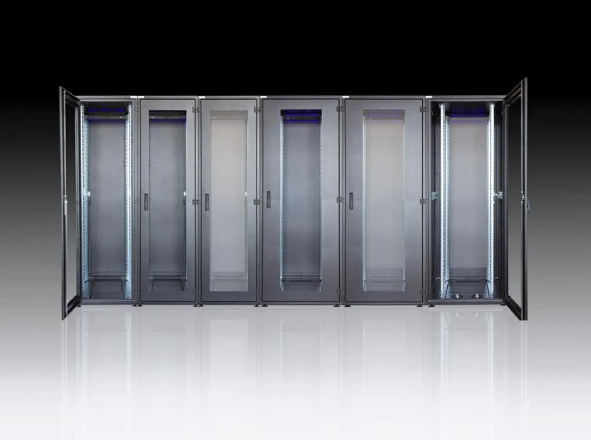 RZ Pro Racks - energieeffzienter 19 Zoll Schrank fürs RZ von Lehmann