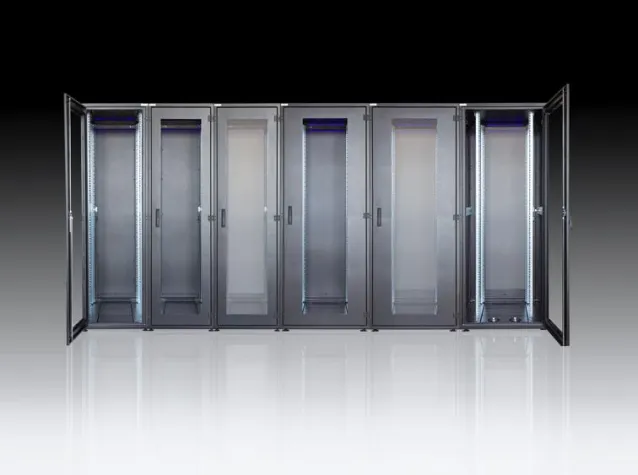 Bild: RZ Pro Racks - energieeffiziente Racks fürs RZ von Lehmann