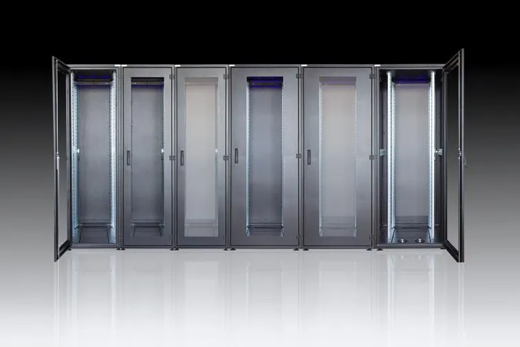 Bild: RZ Pro Racks - energieeffiziente Racks fürs RZ von Lehmann