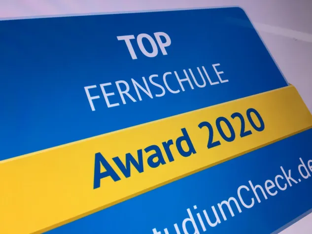Bild: OfG / Online-Schule für Gestaltung erhält erneut die Auszeichnung „Top-Fernschule Award“