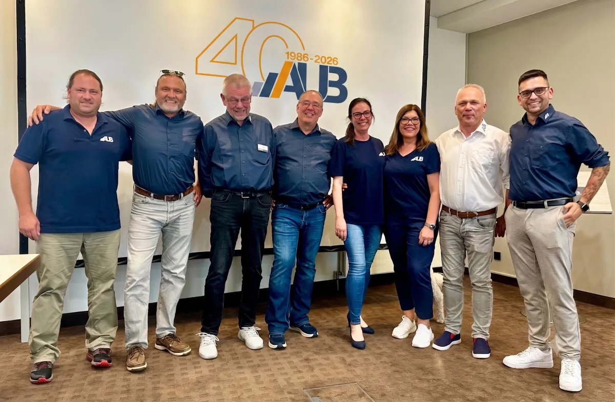 Vorstand und Geschäftsstellen-Team der AUB. (© AUB e. V.)