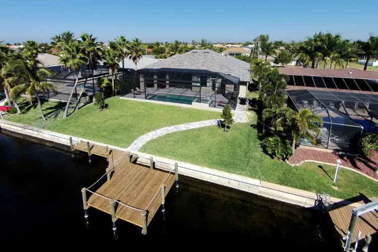 Bild: Luxusvillen in Cape Coral: Florida-Urlaub zwischen Badevergnügen, Entspannung und Golf