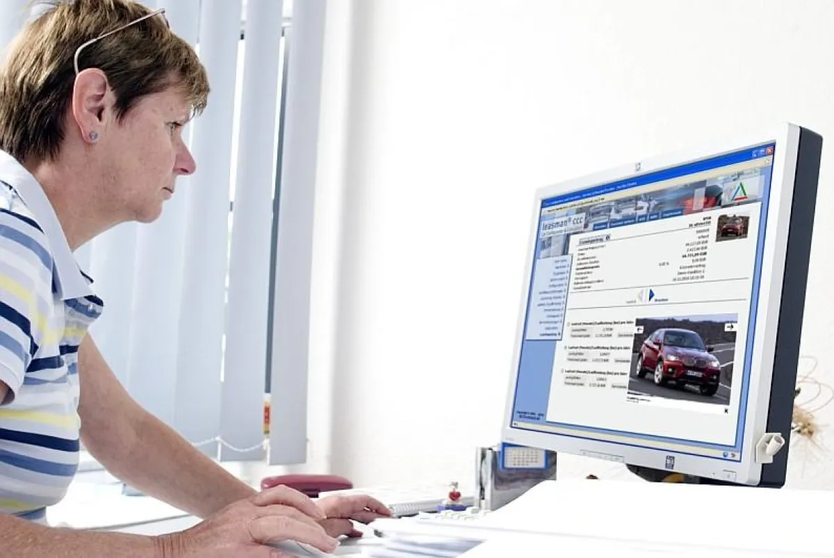 Der Internet-Fahrzeugkonfigurator Leasman CCC wird als funktional deutlich erweiterte Online-Besstellplattform angeboten.