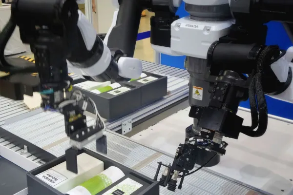 Bild: Maßgeschneiderte Robotiklösungen für KMUs: Einblicke von Robert Kiefer aus Püttlingen
