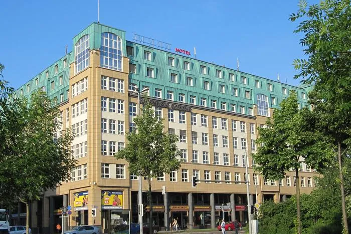 Bild: Erneuter Vermietungserfolg: AENGEVELT vermittelt rd. 365 m² Bürofläche in Leipziger Gutenberggalerie