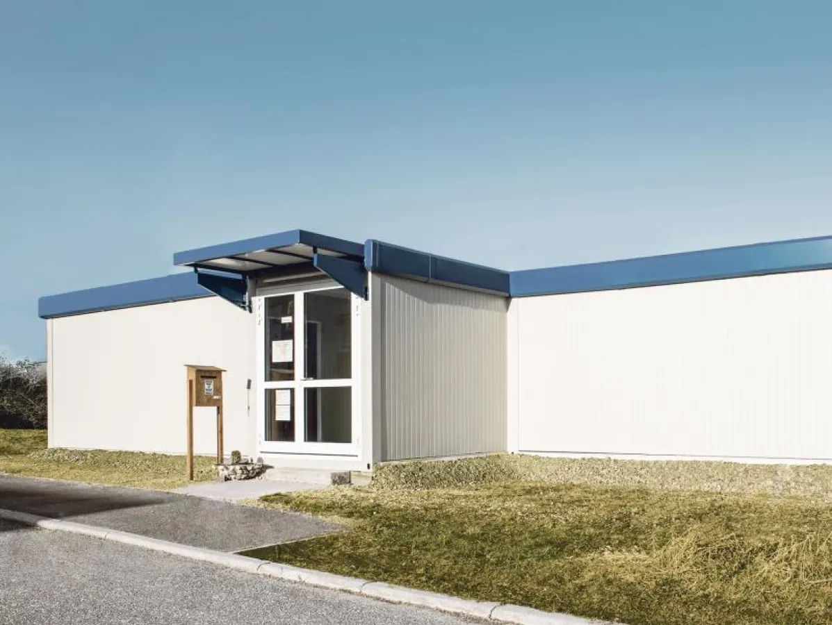 Moderne und funktionale ELA Büroräume sichern den Betrieb der Verwaltung während der Modernisierungs