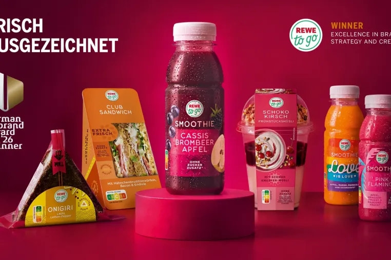 Bild: Ausgezeichnetes Convenience-Branding: HAJOK Design gewinnt German Brand Award 2026 für REWE to go