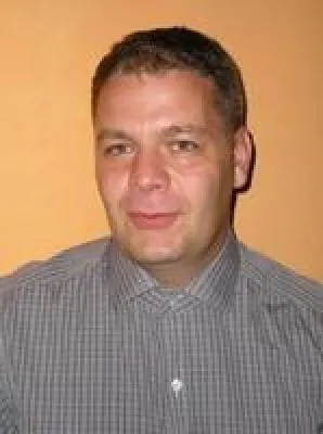 Bild: stuiver.de und Training Concepts for IT GmbH geben Kooperation bekannt