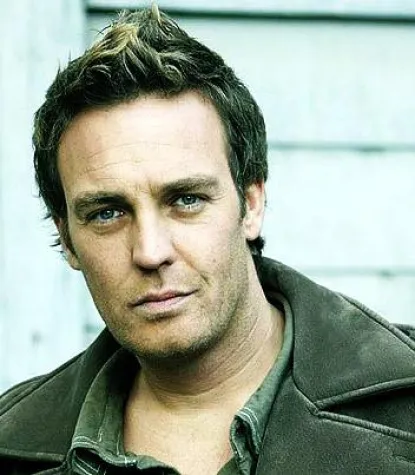 Bild: Ermittlungen im Sauerland - Christian Storm als Sheriff im Fort Fun Abenteuerland