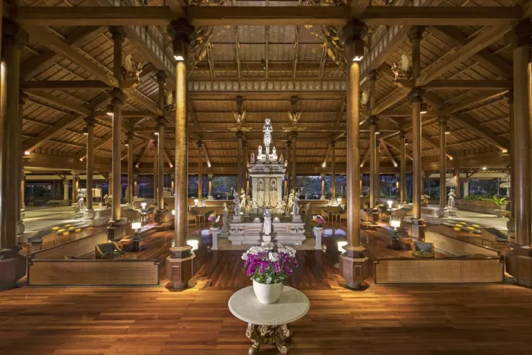 Bild: Ayodya Resort Bali: Zu Gast in einem historischen Kulturepos