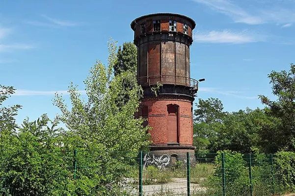 Bild: Ehemaliger Wasserturm in Frankfurt/Oder wird versteigert
