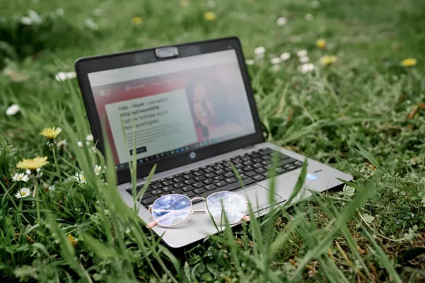 Digitale Teilhabe für alle - #DigitalCheckNRW ins Russische übersetzt Bild: Digitale Teilhabe für alle - #DigitalCheckNRW ins Russische übersetzt