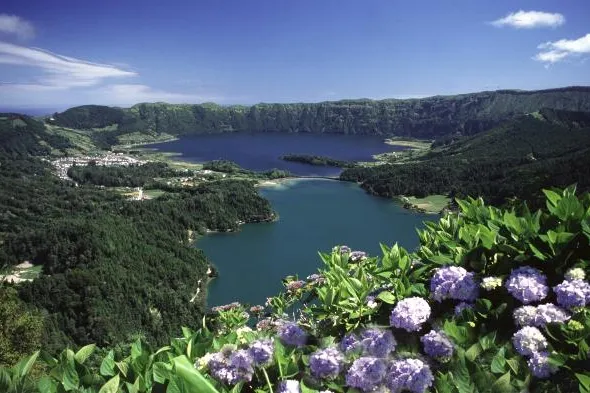 Travel & Personality: Die Azoren – Ein Paradies mitten im Atlantik Bild: Travel & Personality: Die Azoren – Ein Paradies mitten im Atlantik