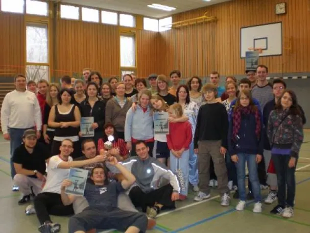 Bild: 45 Sportbegeisterte bei Indiakaturnier