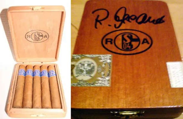 HeartKick 2008 - Rudi Assauer spendet Zigarren für Versteigerung - Wettbewerb mit Soccer Graphics gestartet Bild: HeartKick 2008 - Rudi Assauer spendet Zigarren für Versteigerung - Wettbewerb mit Soccer Graphics gestartet