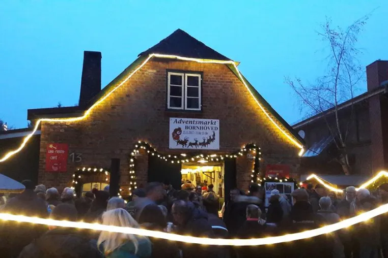 Adventsmarkt in der „Alten Schmiede Bornhöved“ Bild: Adventsmarkt in der „Alten Schmiede Bornhöved“