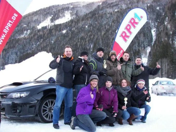 Entscheidung bei der RPR1.Schlacht der Geschlechter on Ice Bild: Entscheidung bei der RPR1.Schlacht der Geschlechter on Ice
