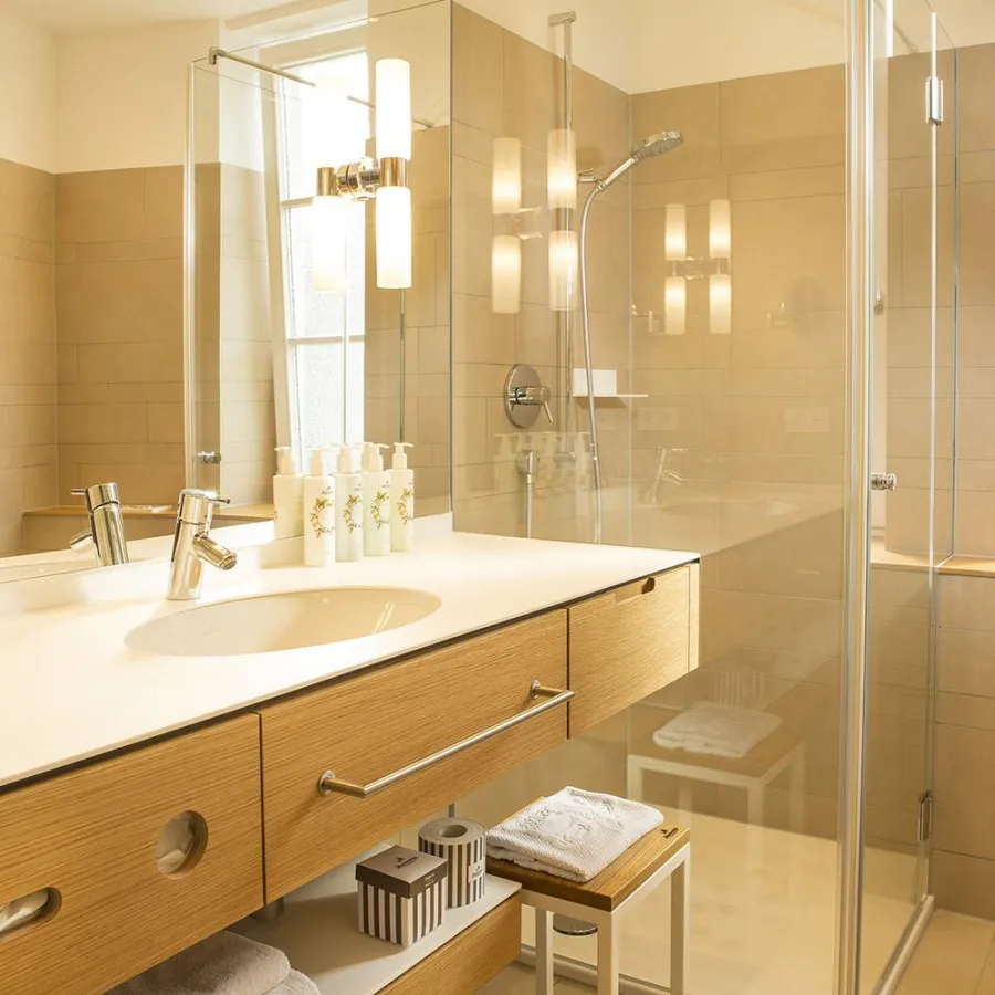 Die modernisierten Badezimmer im Hotel Zumnorde (Foto: Guido Werner)