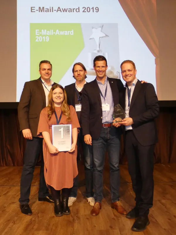 Freude über Platz 1: Das Projektteam von Coloyal, Webwo, Nayoki und Bayer CropScience