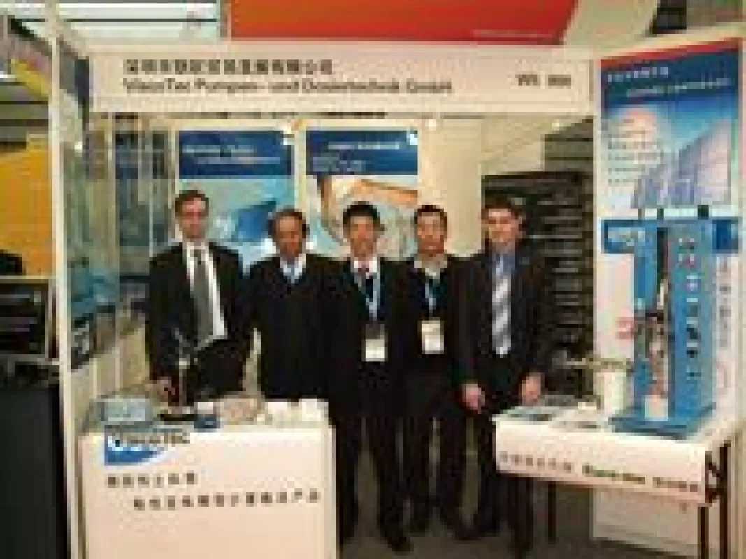 ViscoTec Mitarbeiter auf der SNEC in China