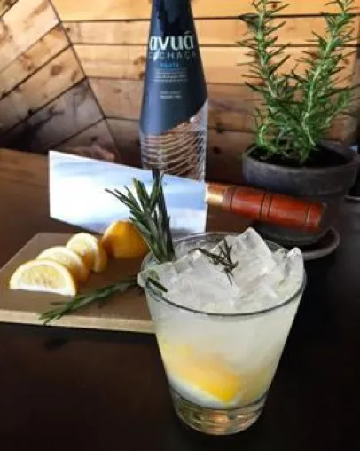 Avuá Cachaça: Die exklusive Kult-Spirituose aus Brasilien Bild: Avuá Cachaça: Die exklusive Kult-Spirituose aus Brasilien