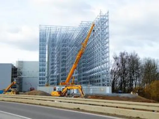 Bild: FÖRCH und Kardex Mlog realisieren vollautomatisches HRL für Gefahrstoffe