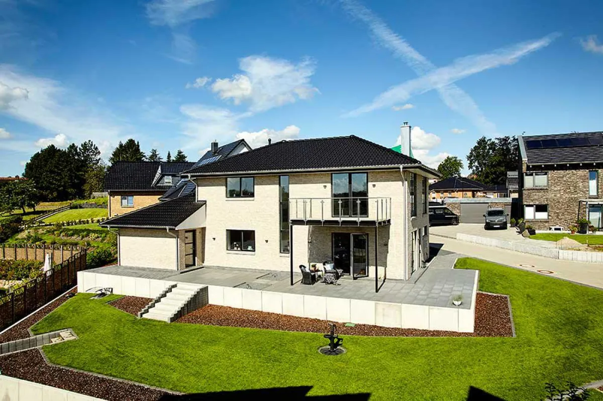 Hier ein Musterhaus des Unternehmens in Borgstedt, Kreis Rendsburg-Eckernförde, Schleswig-Holstein