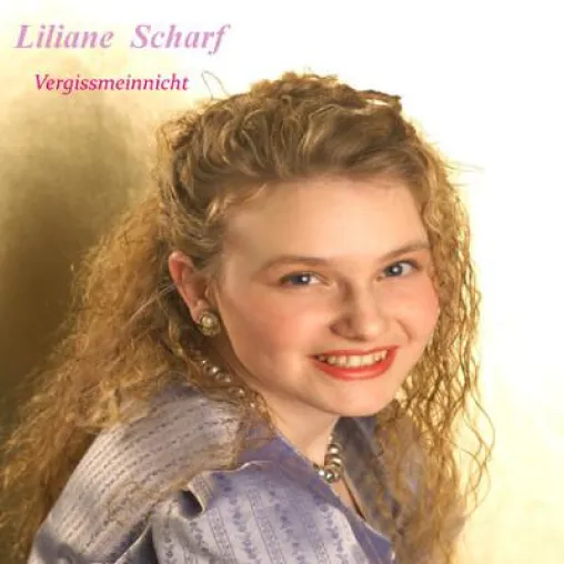 Bild: Liliane Scharf: Mit ihrer Single „Vergissmeinnicht“ macht sie eine musikalische Reise in die Vergangenheit