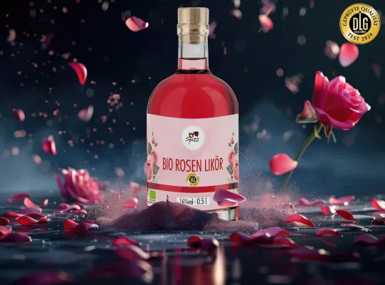 Bild: Goldene DLG-Medaille zum dritten Mal für den BIO Rosenlikoer der Bio Manufaktur Spitz